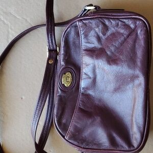 Etienne Aigner VINTAGE brown (plum) leather bag 10 X 7 x 3.5 crossbody
